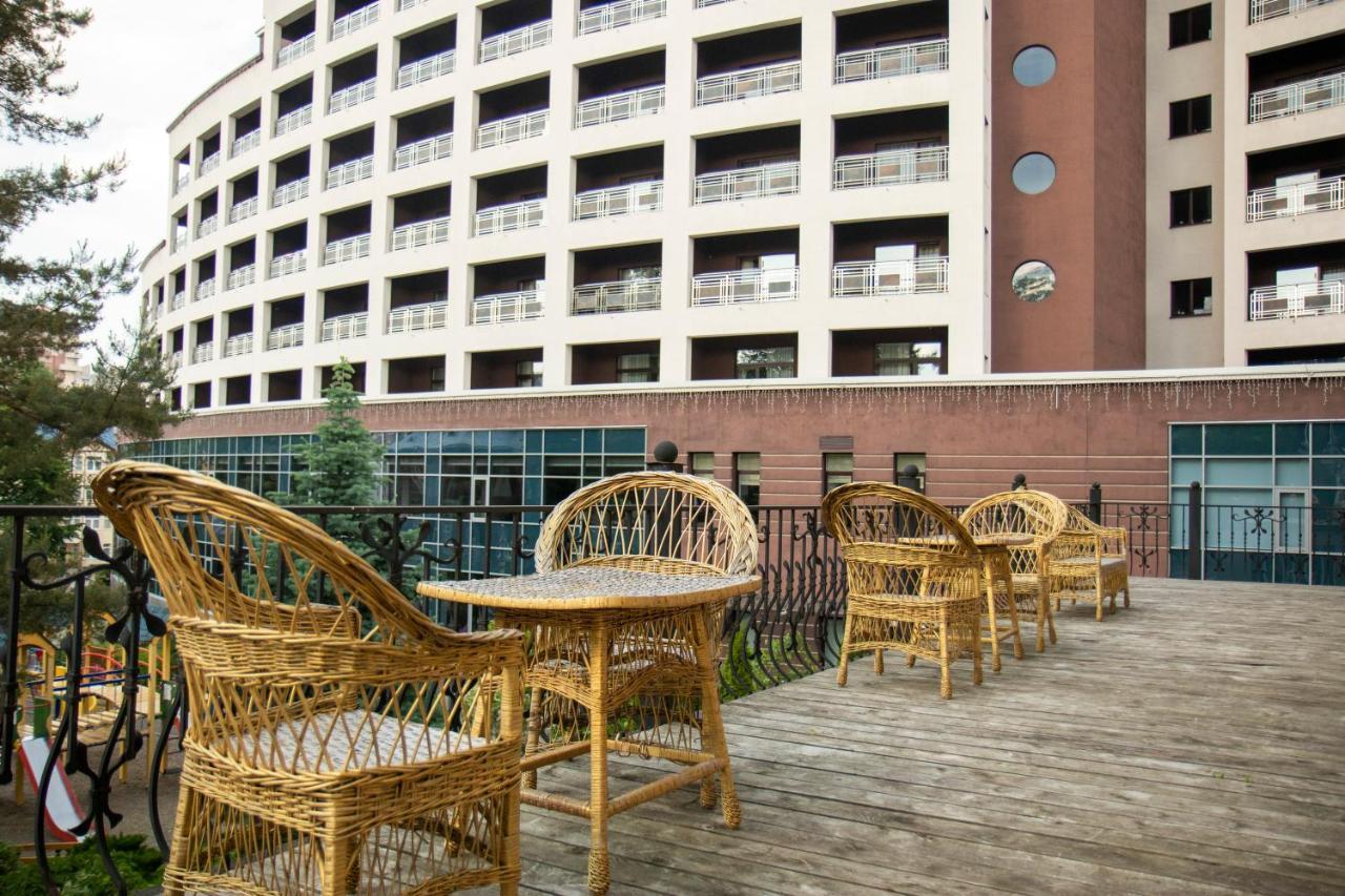 Hotel Sani Truskawiec Zewnętrze zdjęcie