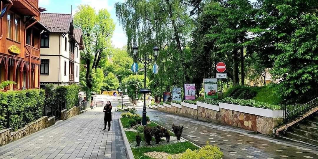 Hotel Sani Truskawiec Zewnętrze zdjęcie